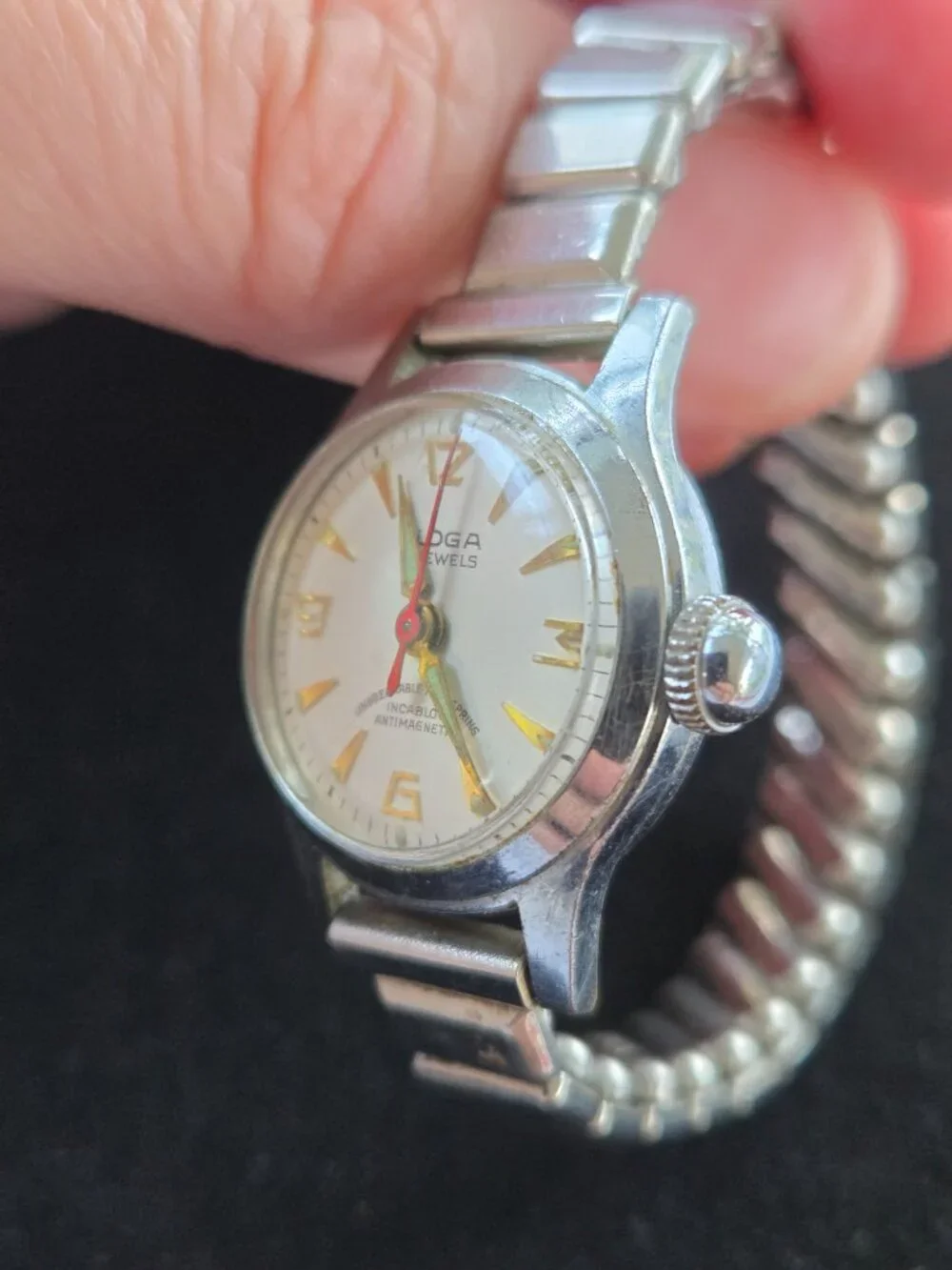 Vintage Eloga Watch 17 Jewels Incabloc Antimagnetic Unbreakable Mainspring